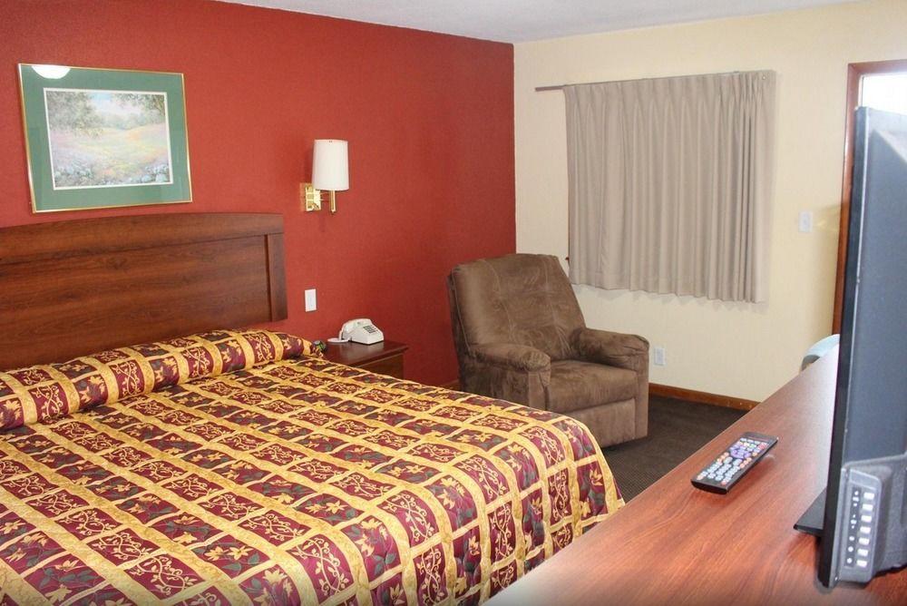 Budget Inn Oskaloosa المظهر الخارجي الصورة