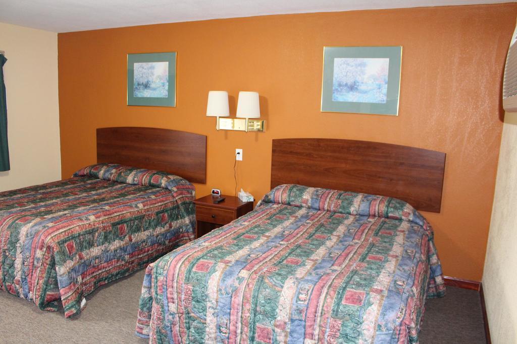 Budget Inn Oskaloosa المظهر الخارجي الصورة